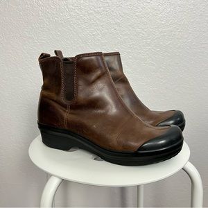 Dansko Vail Chelsea Brown Leather Rain Workwear Boots Womens Size 39 US 8.5-9